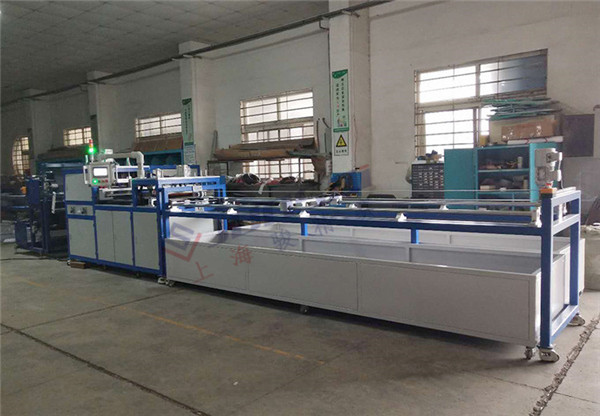 地熱膜全自動<a href=http://m.hisupermall.com/ target=_blank class=infotextkey>熱合機</a>